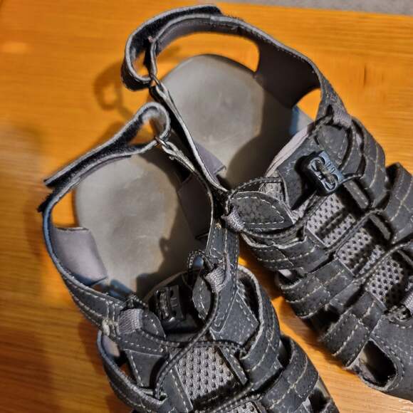 Eddie Bauer youth water shoe - Picture 8 of 8